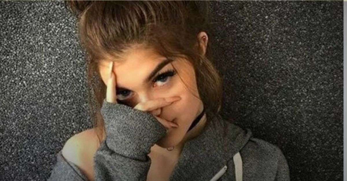 Attitude Status for Girls 